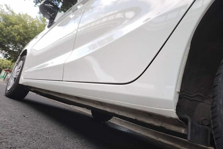 Used Honda Fit 2018 1.5L CVT Comfort Version Left Side Sill
