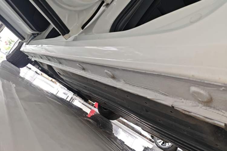 Used Honda Fit 2018 1.5L CVT Comfort Version Left Side Sill
