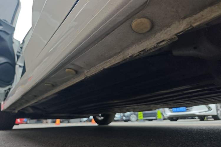 Used Honda Fit 2018 1.5L CVT Comfort Version Left Side Sill