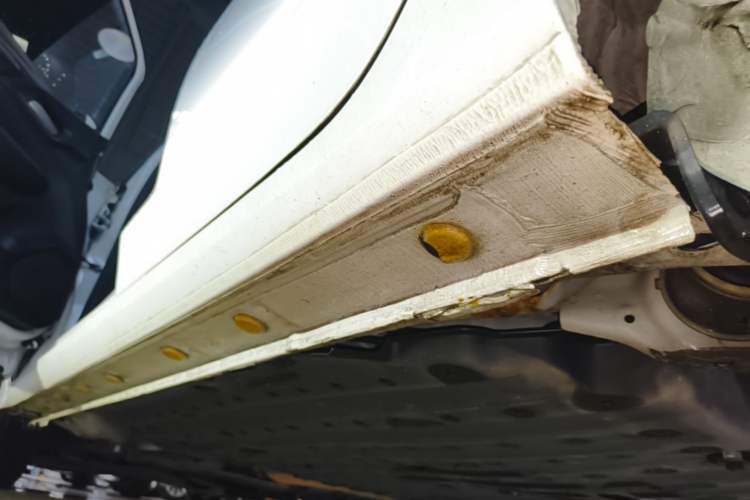 Used Honda Fit 2018 1.5L CVT Comfort Version Left Side Sill