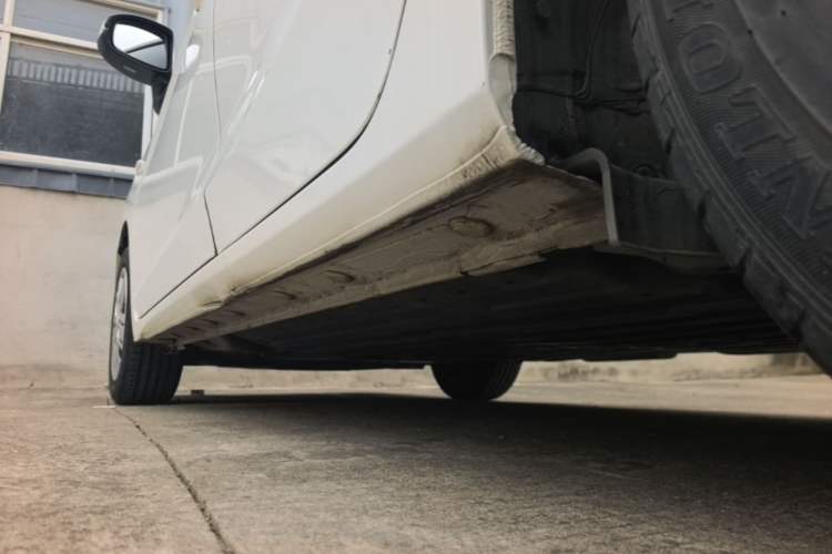Used Honda Fit 2018 1.5L CVT Comfort Version Left Side Sill