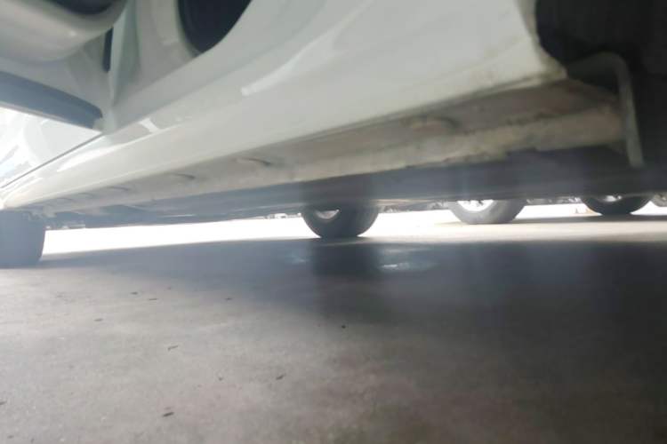 Used Honda Fit 2018 1.5L CVT Comfort Sunroof Version Left Side Sill