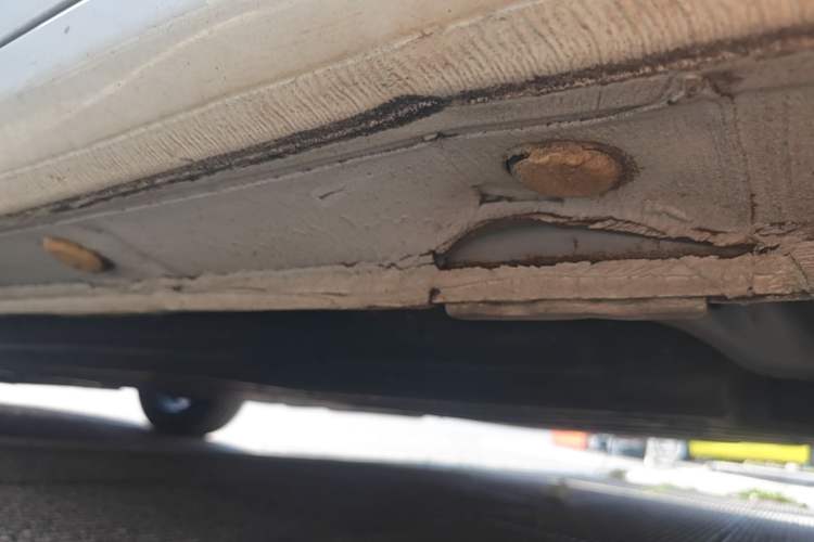 Used Honda Fit 2018 1.5L CVT Comfort Version Left Side Sill