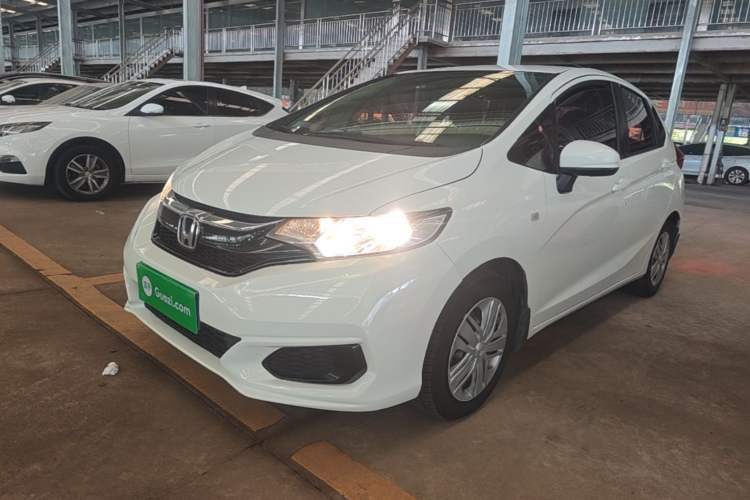 Used Honda Fit 2018 1.5L CVT Comfort Version Guazi used car, China used car export, Used car for sale, Used  cars, Cheapest cars for sale