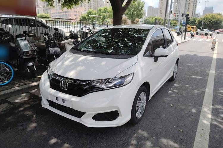 Used Honda Fit 2018 1.5L CVT Comfort Version Guazi used car, China used car export, Used car for sale, Used cars, Cheapest cars for sale
