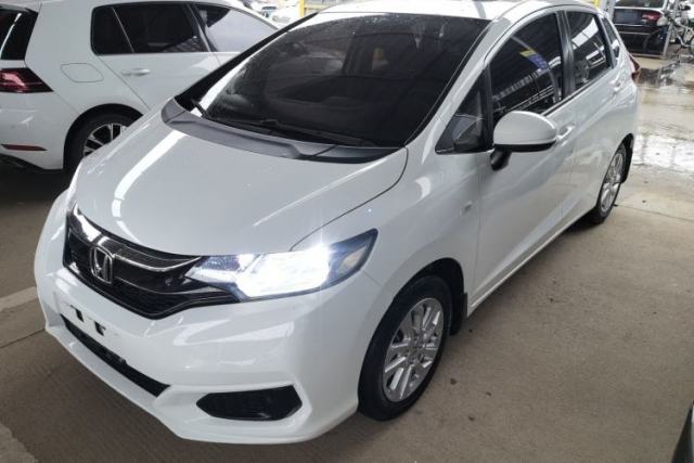 Used Honda Fit 2018 1.5L CVT Comfort Sunroof Version