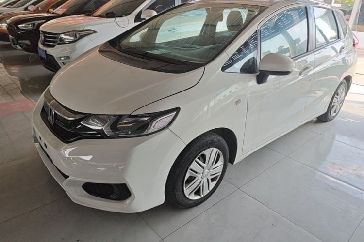 Używany Honda Fit 2018 1.5L CVT Comfort Version Guazi used car, China used car export, Used car for sale, Used  cars, Cheapest cars for sale