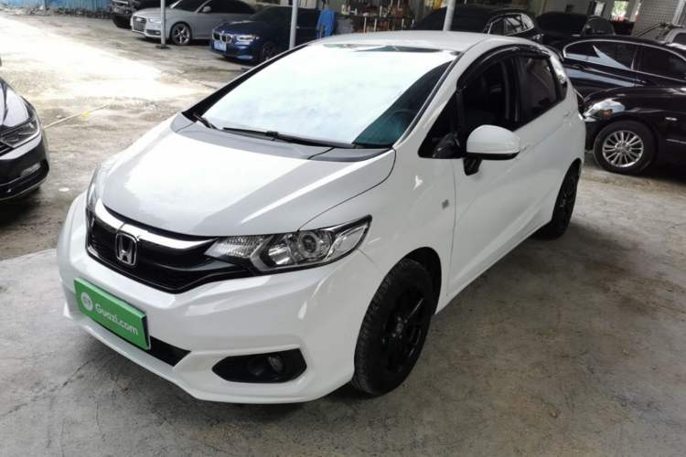 Used Honda Fit 2018 1.5L CVT Comfort Version Guazi used car, China used car export, Used car for sale, Used cars, Cheapest cars for sale