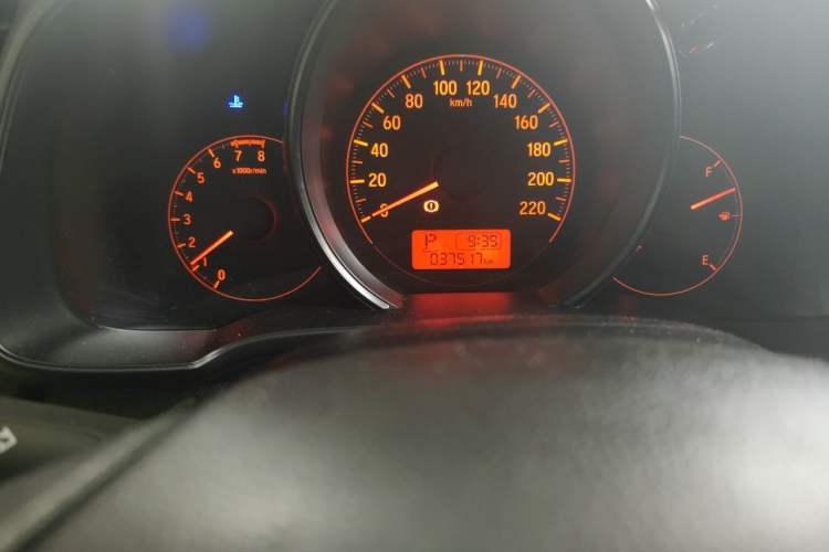 Used Honda Fit 2018 1.5L CVT Comfort Version Odometer Close Up