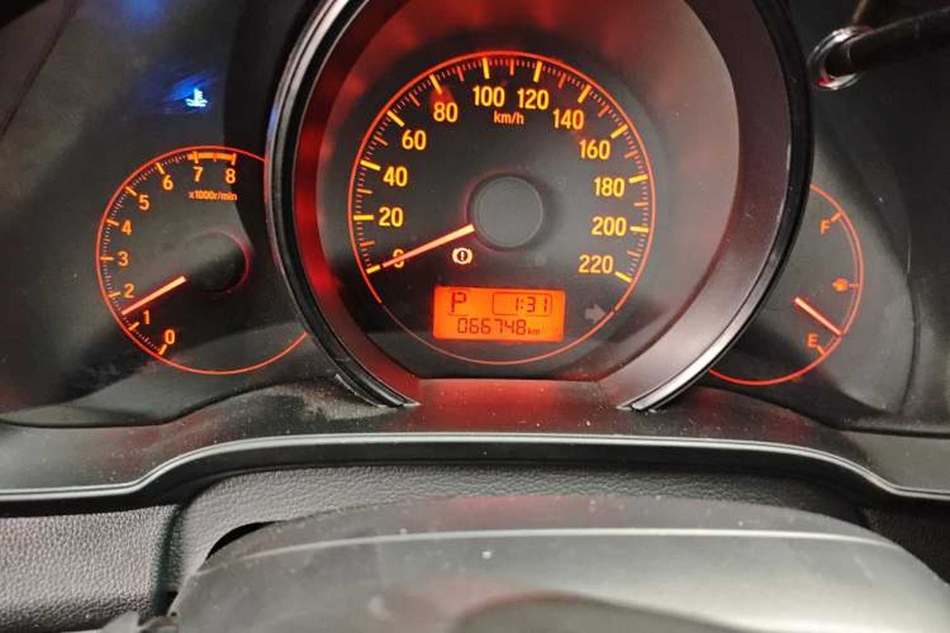Used Honda Fit 2018 1.5L CVT Comfort Sunroof Version Odometer Close Up