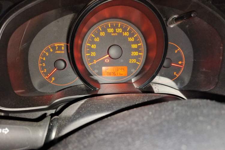 Used Honda Fit 2018 1.5L CVT Comfort Version Odometer Close Up
