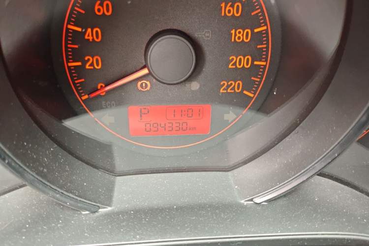 Used Honda Fit 2018 1.5L CVT Comfort Version Odometer Close Up