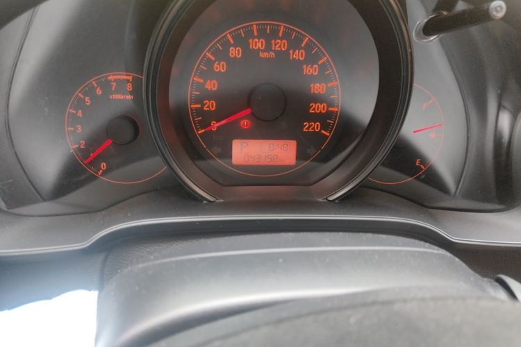 Used Honda Fit 2018 1.5L CVT Comfort Sunroof Version Odometer Close Up