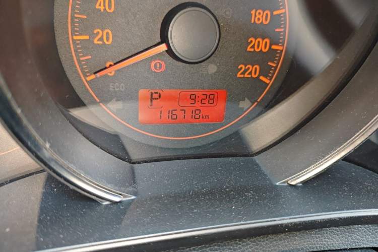 Used Honda Fit 2018 1.5L CVT Comfort Version Odometer Close Up