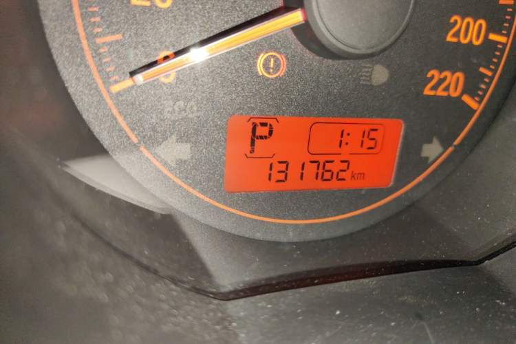 Used Honda Fit 2018 1.5L CVT Comfort Version Odometer Close Up