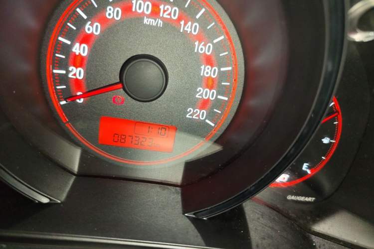 Used Honda Fit 2018 1.5L Manual Comfort Version Odometer Close Up