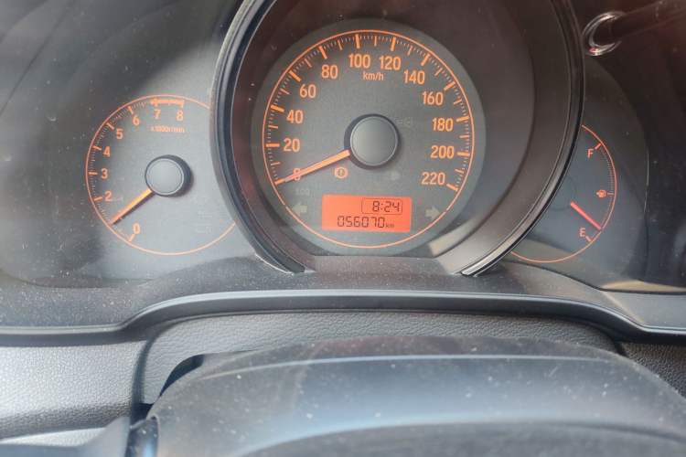Used Honda Fit 2018 1.5L Manual Comfort Version Odometer Close Up