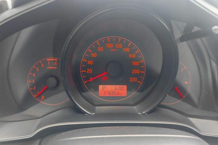 Used Honda Fit 2018 1.5L CVT Comfort Version Odometer Close Up