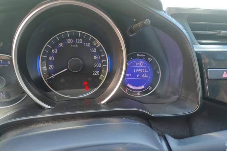 Used Honda Fit 2018 1.5L CVT Trendy Run+ Edition Odometer Close Up