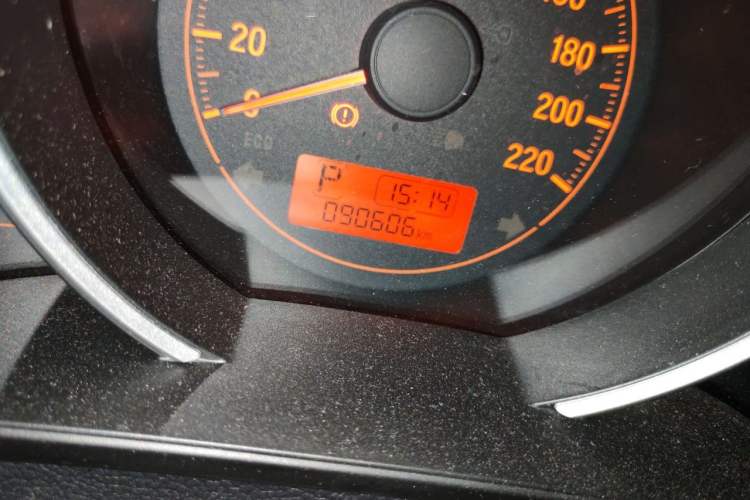 Used Honda Fit 2018 1.5L CVT Trendy Sports Edition Odometer Close Up