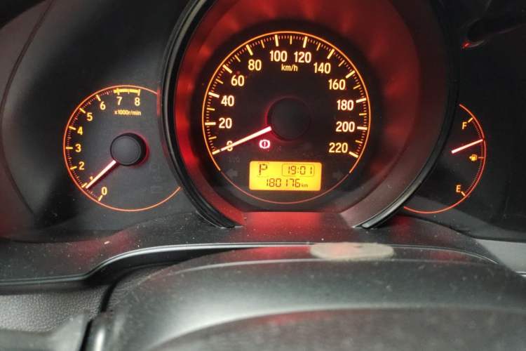 Used Honda Fit 2018 1.5L CVT Comfort Version Odometer Close Up