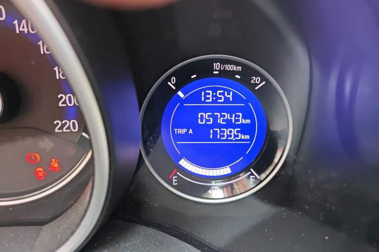 Used Honda Fit 2018 1.5L CVT Trendy Run+ Edition Odometer Close Up