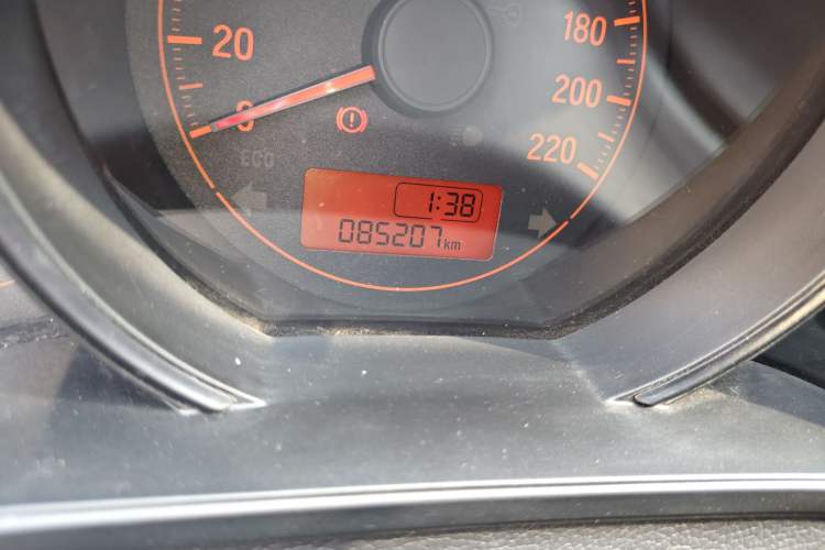 Used Honda Fit 2018 1.5L Manual Comfort Version Odometer Close Up
