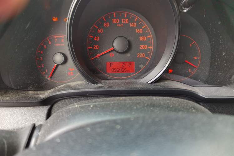 Used Honda Fit 2018 1.5L CVT Comfort Version Odometer Close Up