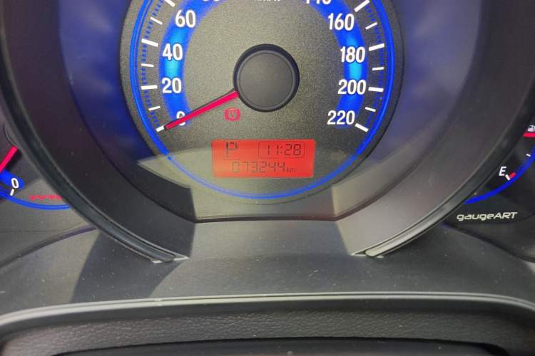 Used Honda Fit 2018 1.5L CVT Comfort Version Odometer Close Up
