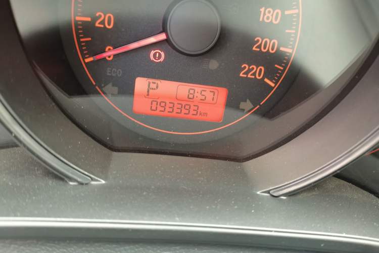 Used Honda Fit 2018 1.5L CVT Comfort Version Odometer Close Up