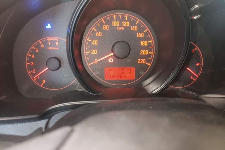 Used Honda Fit 2018 1.5L CVT Comfort Version Odometer Close Up