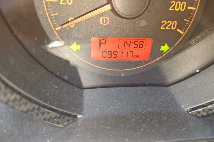 Used Honda Fit 2018 1.5L CVT Comfort Version Odometer Close Up