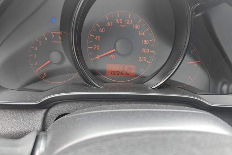 Used Honda Fit 2018 1.5L Manual Comfort Version Odometer Close Up