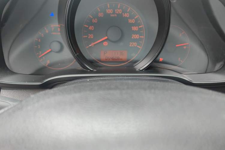 Used Honda Fit 2018 1.5L CVT Comfort Sunroof Version Odometer Close Up