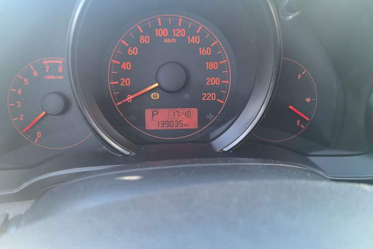 Used Honda Fit 2018 1.5L CVT Comfort Sunroof Version Odometer Close Up