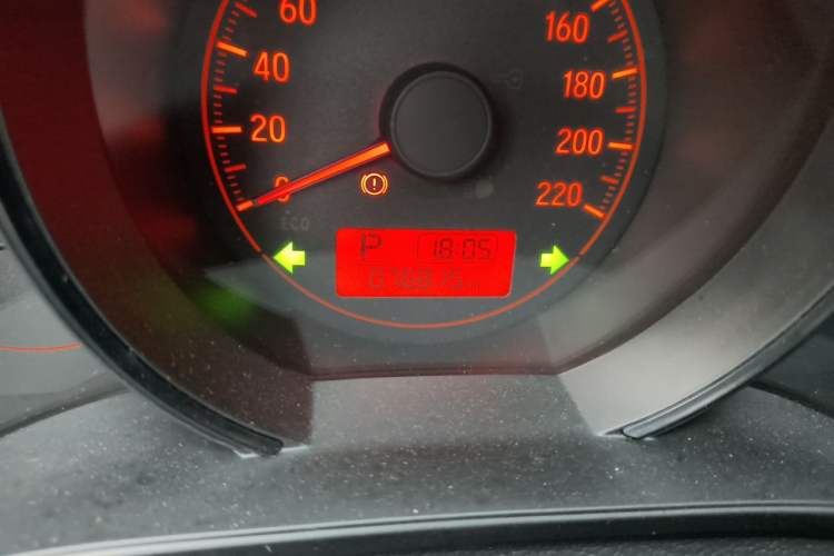 Used Honda Fit 2018 1.5L CVT Comfort Version Odometer Close Up
