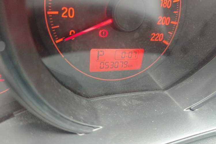 Used Honda Fit 2018 1.5L CVT Comfort Version Odometer Close Up