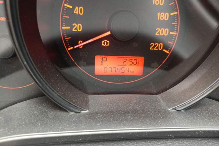 Used Honda Fit 2018 1.5L CVT Comfort Version Odometer Close Up