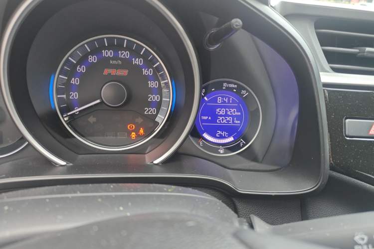 Used Honda Fit 2018 1.5L CVT Trendy Run+ Edition Odometer Close Up