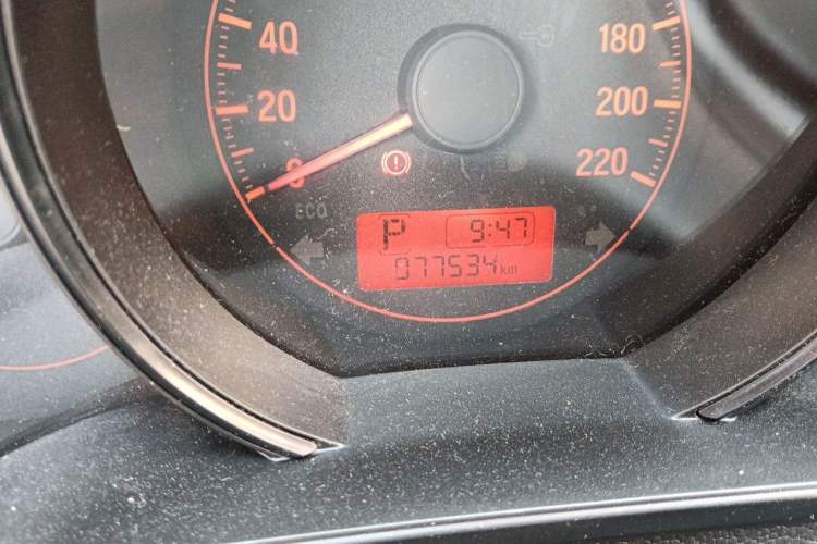 Used Honda Fit 2018 1.5L CVT Comfort Version Odometer Close Up