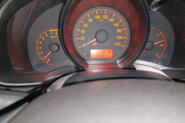 Used Honda Fit 2018 1.5L Manual Comfort Version Odometer Close Up
