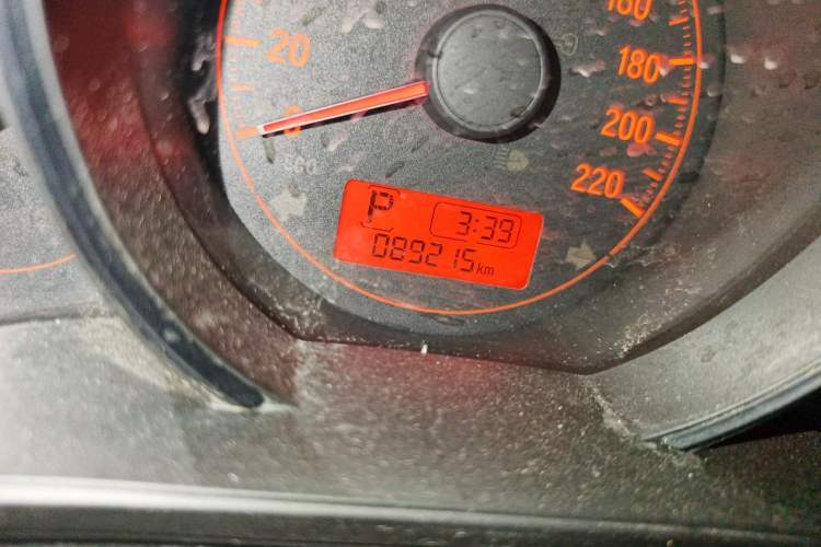 Used Honda Fit 2018 1.5L CVT Comfort Version Odometer Close Up