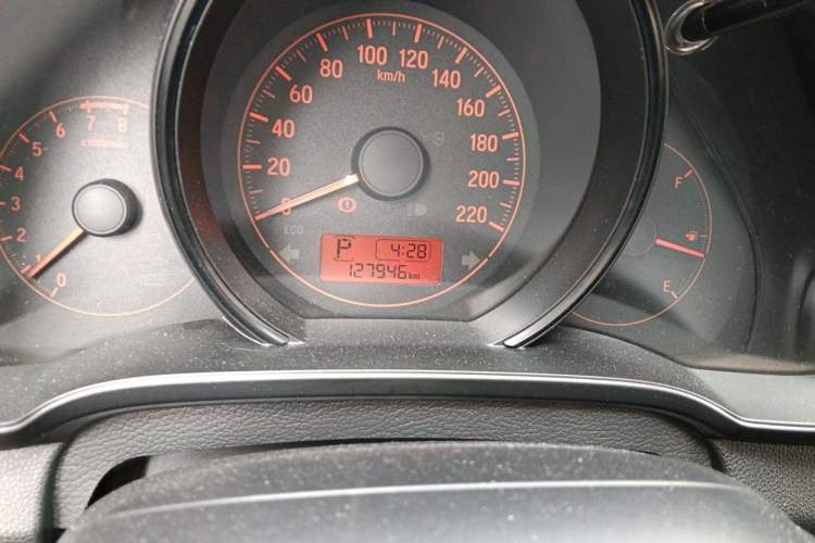 Used Honda Fit 2018 1.5L CVT Comfort Version Odometer Close Up