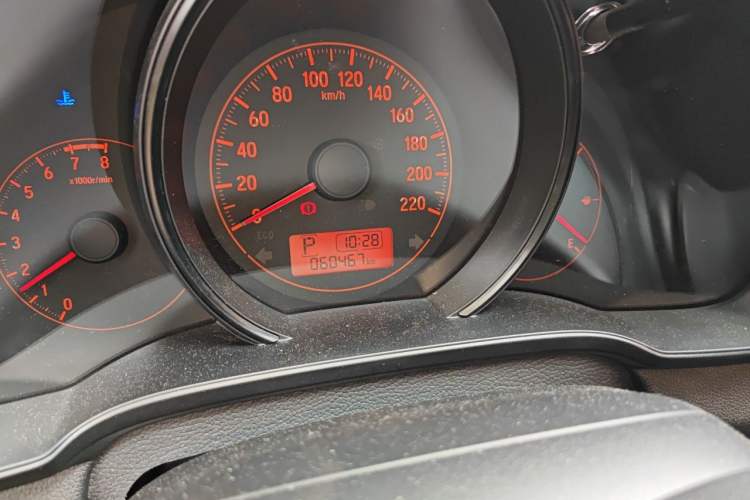 Used Honda Fit 2018 1.5L CVT Comfort Version Odometer Close Up