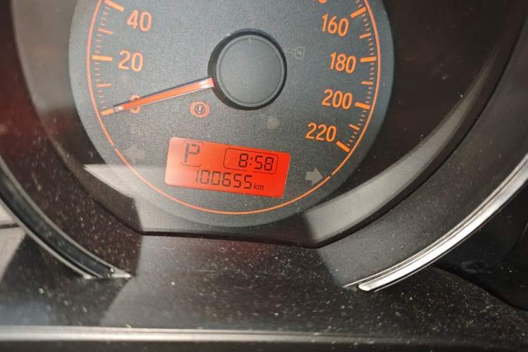 Used Honda Fit 2018 1.5L CVT Comfort Version Odometer Close Up