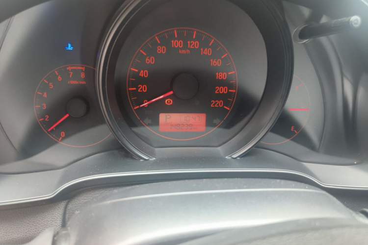 Used Honda Fit 2018 1.5L CVT Comfort Version Odometer Close Up