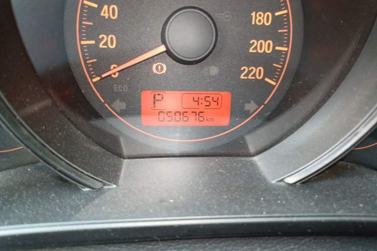 Used Honda Fit 2018 1.5L CVT Comfort Version Odometer Close Up