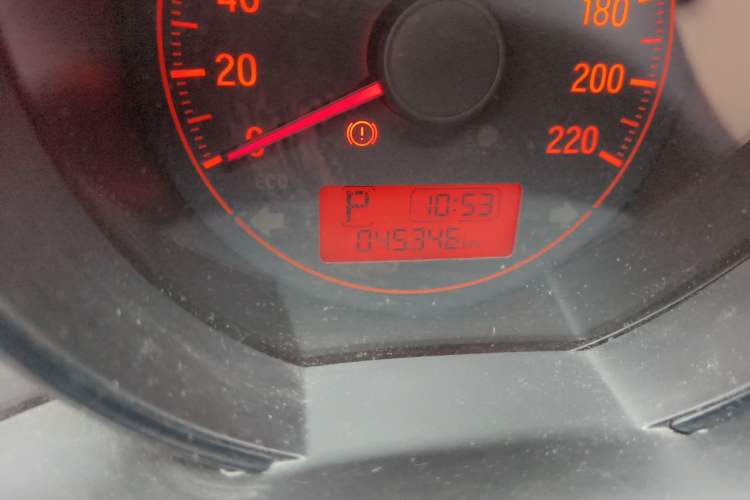 Used Honda Fit 2018 1.5L CVT Comfort Version Odometer Close Up
