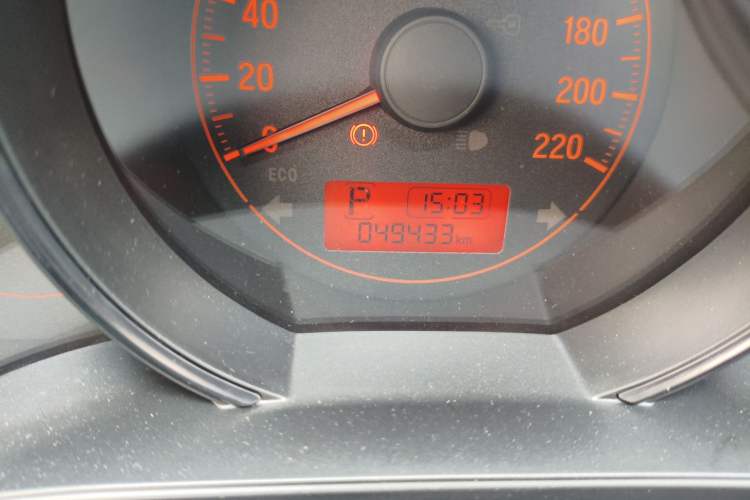 Used Honda Fit 2018 1.5L CVT Comfort Sunroof Version Odometer Close Up