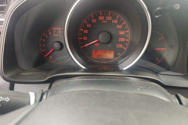 Used Honda Fit 2018 1.5L CVT Trendy Sports Edition Odometer Close Up